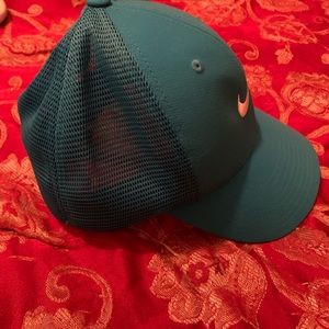 Baseball cap